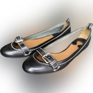 🌟Sold🌟Black Chloe Ballet Flats with White Stitching